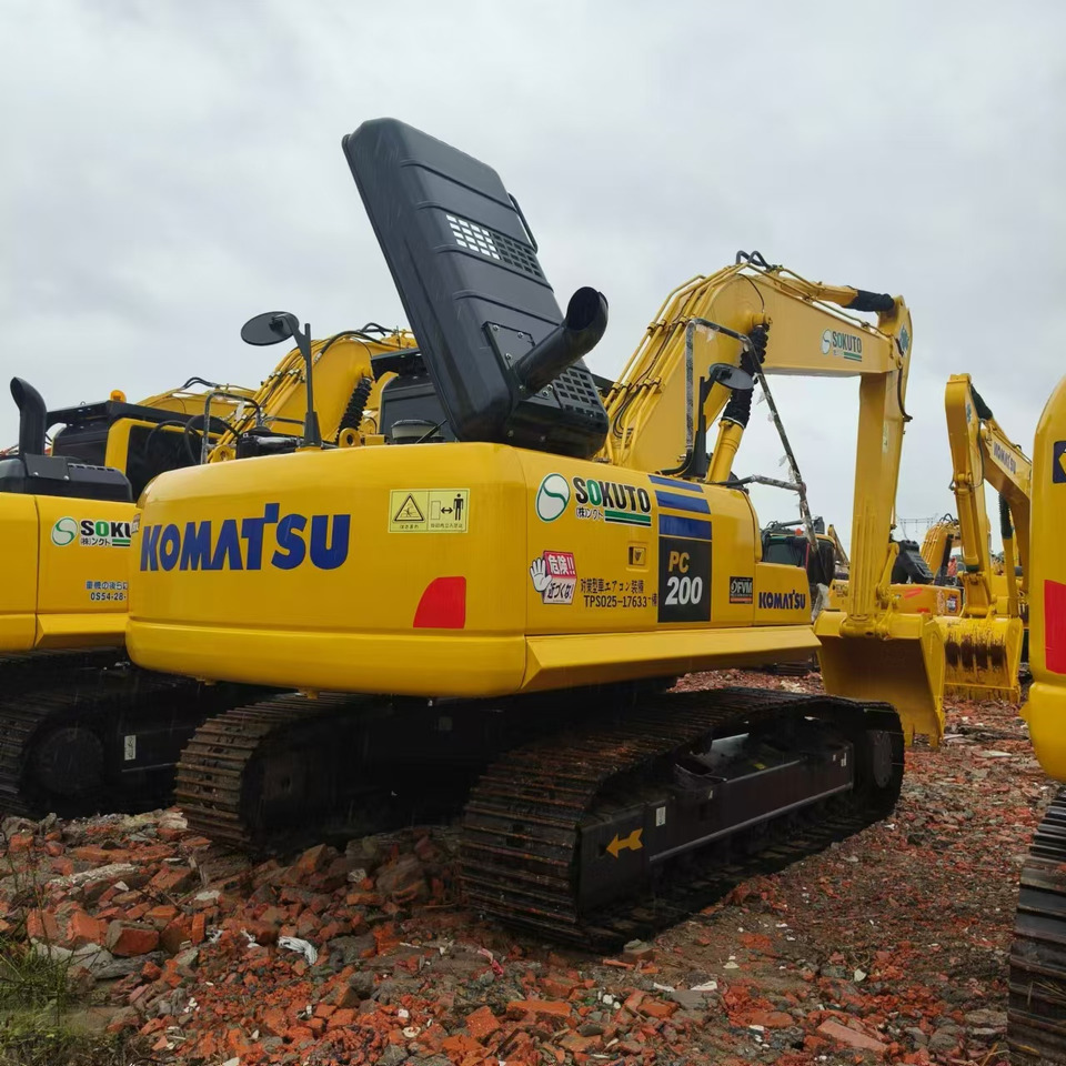 KOMATSU PC200 - Ekskavator me zinxhirë: foto 3 KOMATSU PC200 - Ekskavator me zinxhirë: foto 3