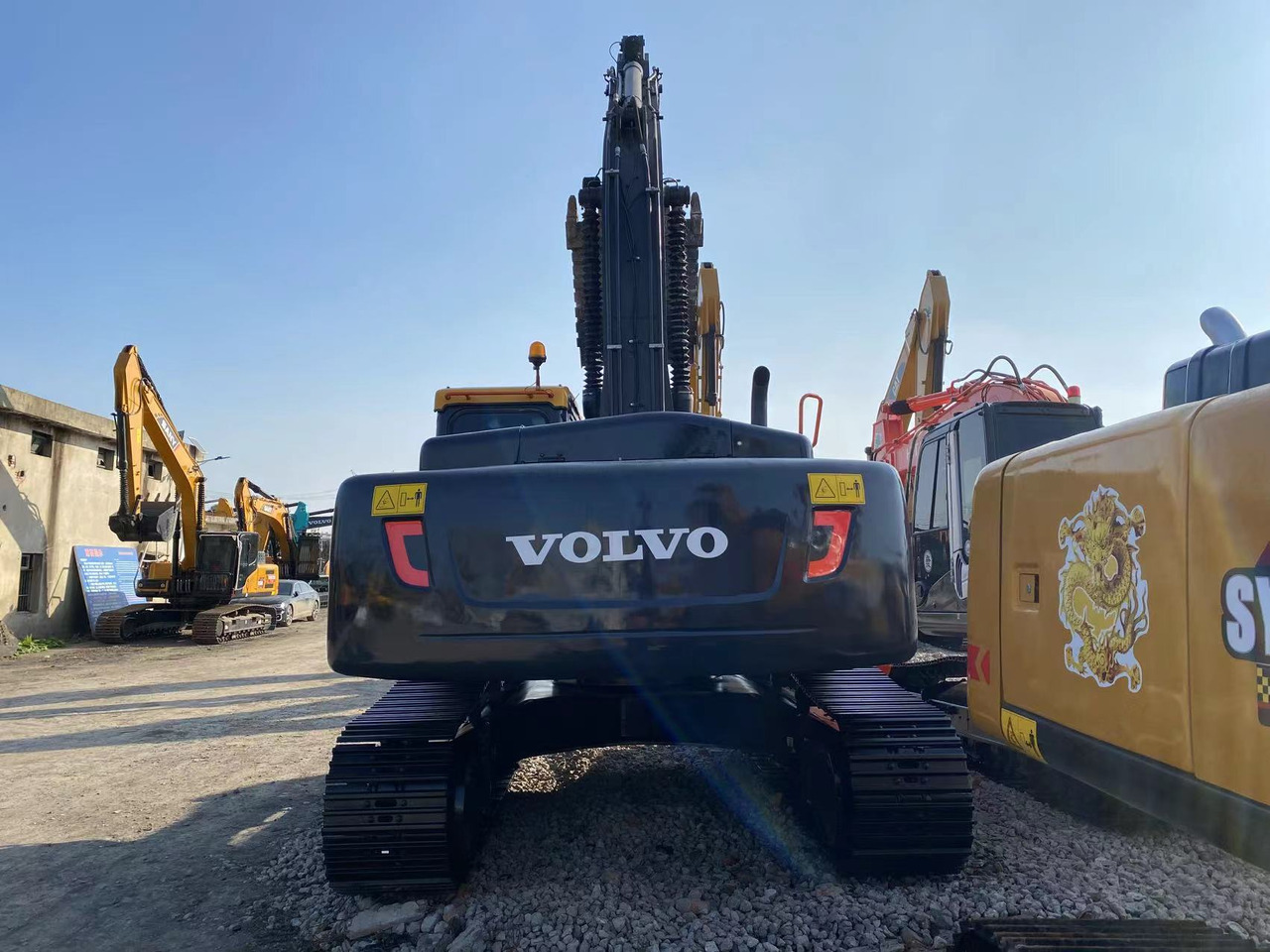 VOLVO EC290 - Ekskavator me zinxhirë: foto 2 VOLVO EC290 - Ekskavator me zinxhirë: foto 2