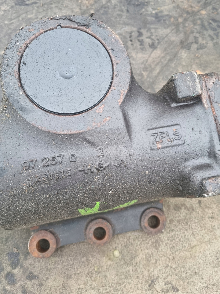 Kutia e drejtimit për Kamioni BOSCH KOLUMNA PRZEKŁADNIA KIEROWNICZA VOLVO FH 4 RENAULT GAMA RANGE T BOSCH ZF: foto 7 Kutia e drejtimit për Kamioni BOSCH KOLUMNA PRZEKŁADNIA KIEROWNICZA VOLVO FH 4 RENAULT GAMA RANGE T BOSCH ZF: foto 7