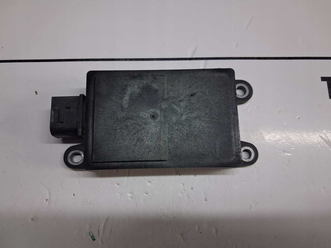 CONTINENTAL RADAR DISTRONIK RENAULT GAMA T C K RANGE VOLVO FH 4 FM 4 FH 5 - Sistemi elektrik për Kamioni: foto 2 CONTINENTAL RADAR DISTRONIK RENAULT GAMA T C K RANGE VOLVO FH 4 FM 4 FH 5 - Sistemi elektrik për Kamioni: foto 2