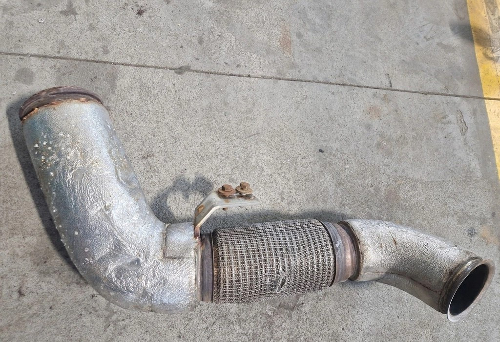 FORD FC46-5A212-AA - Marmita: foto 2 FORD FC46-5A212-AA - Marmita: foto 2