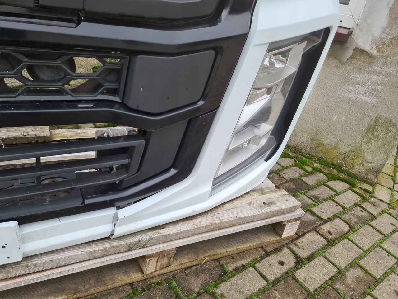 FORD PRZÓD KOMPLETNY LAMPA XENON LED GRILL BELKA - Parakolp për Kamioni: foto 3 FORD PRZÓD KOMPLETNY LAMPA XENON LED GRILL BELKA - Parakolp për Kamioni: foto 3