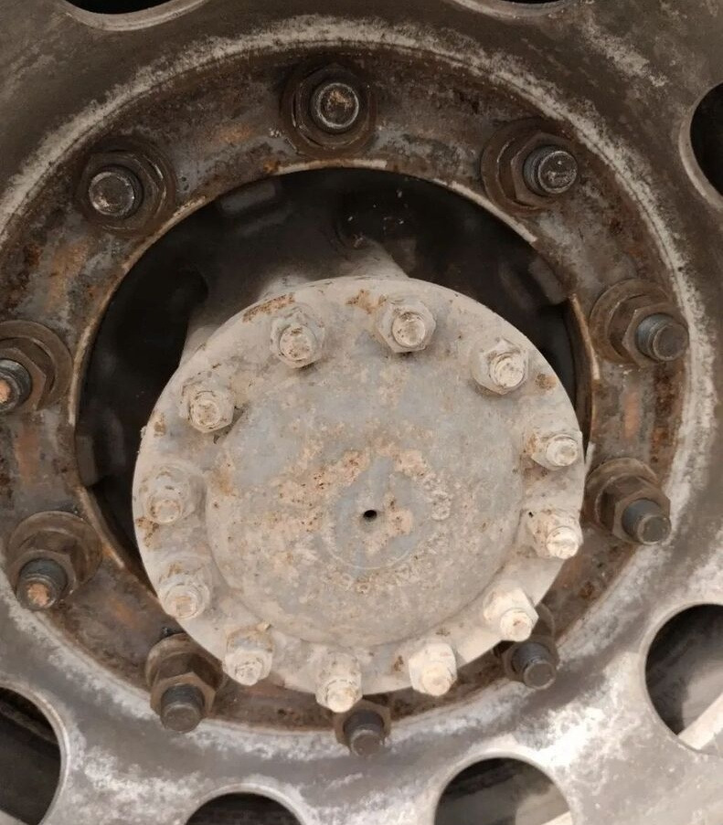 PIASTA KOMPLETNA TYŁ VOLVO FL 6 00-06 22.5 - Bucelë rrote për Kamioni: foto 1 PIASTA KOMPLETNA TYŁ VOLVO FL 6 00-06 22.5 - Bucelë rrote për Kamioni: foto 1