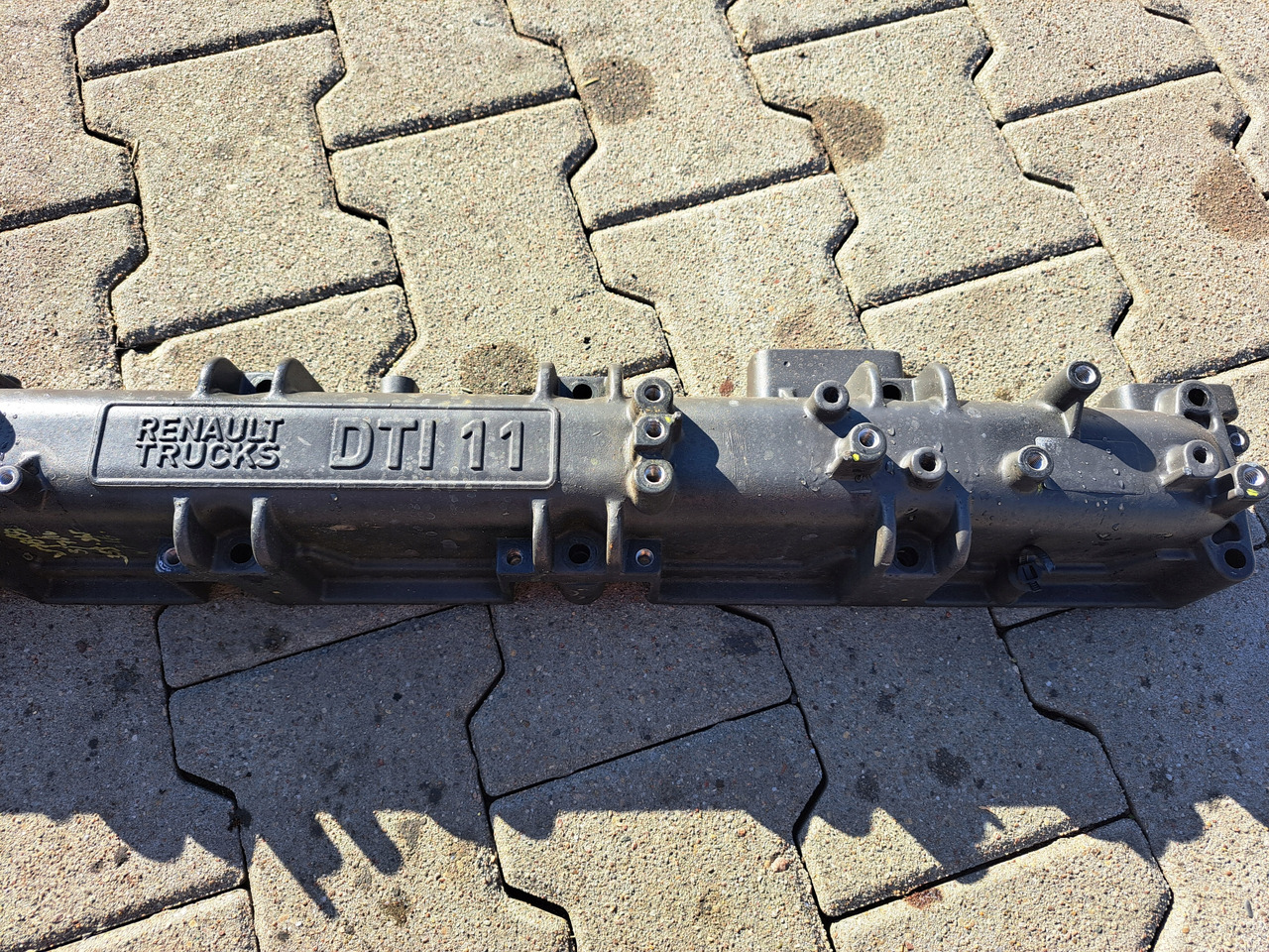 RENAULT KOLEKTOR SSĄCY DOLOTOWY RENAULT GAMA T C K RANGE DTI 11 EURO 6 - Kolektor ajri për Kamioni: foto 3 RENAULT KOLEKTOR SSĄCY DOLOTOWY RENAULT GAMA T C K RANGE DTI 11 EURO 6 - Kolektor ajri për Kamioni: foto 3