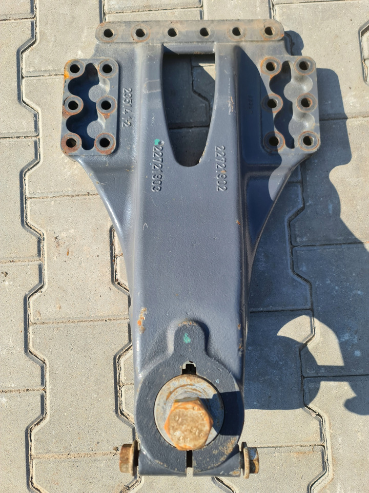 RENAULT ŁAPA MOCOWANIE PÓŁRESORA UCHO RENAULT GAMA RANGE T EVO - Pezullimi për Kamioni: foto 1 RENAULT ŁAPA MOCOWANIE PÓŁRESORA UCHO RENAULT GAMA RANGE T EVO - Pezullimi për Kamioni: foto 1