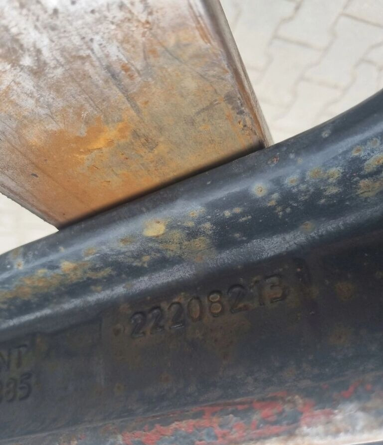 Renault GAMA T VOLVO FH 4 FM 4 - Bosht dhe pjesë këmbimi për Kamioni: foto 2 Renault GAMA T VOLVO FH 4 FM 4 - Bosht dhe pjesë këmbimi për Kamioni: foto 2