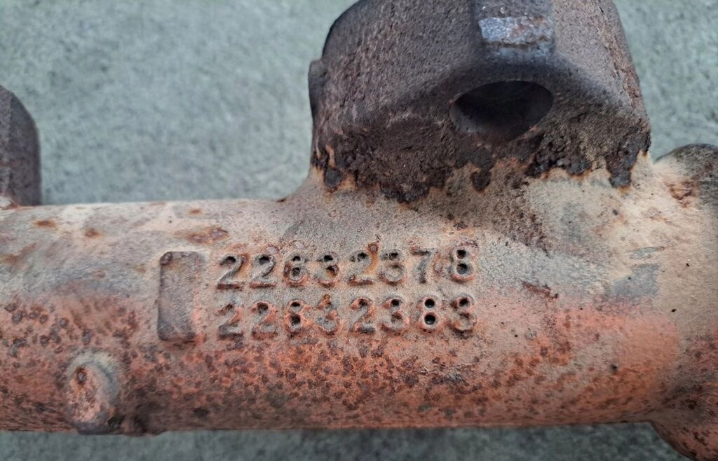 Volvo FH 4 FM 4 FH 5 FM 5 D13K I-SAVE Volvo - Kolektori i shkarkimit për Kamioni: foto 4 Volvo FH 4 FM 4 FH 5 FM 5 D13K I-SAVE Volvo - Kolektori i shkarkimit për Kamioni: foto 4