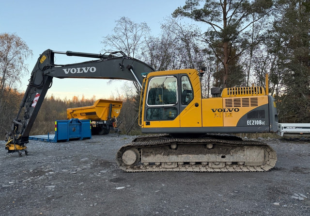 VolvoEC210 BLC - Ekskavator me zinxhirë: foto 1 VolvoEC210 BLC - Ekskavator me zinxhirë: foto 1
