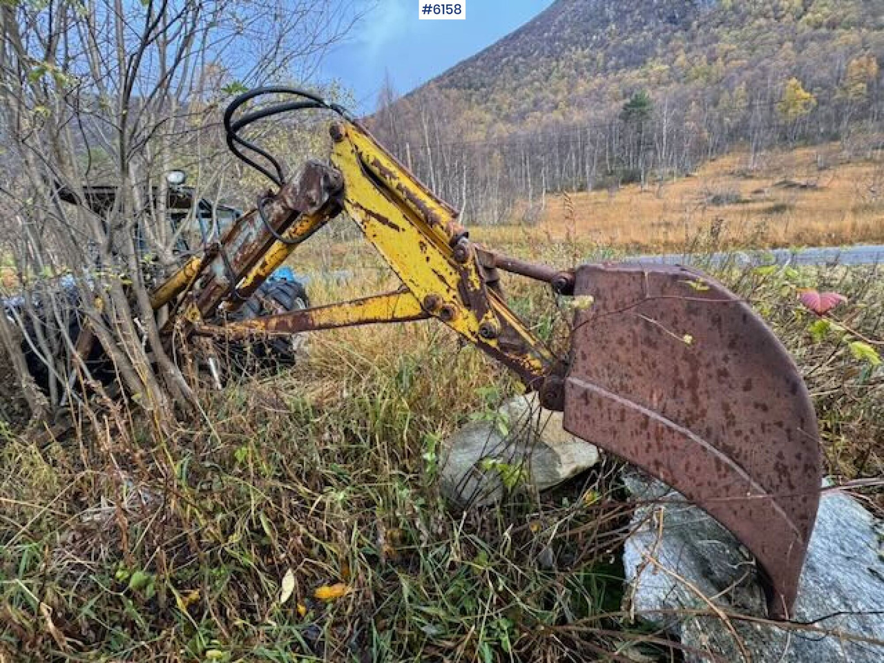 Traktor 1973 Ford 4000 tractor backhoe. Repair.object: foto 14 Traktor 1973 Ford 4000 tractor backhoe. Repair.object: foto 14