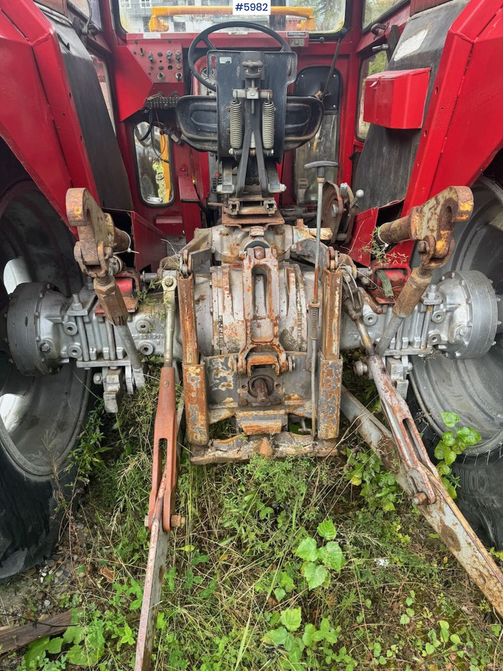 Traktor 1975 Massey Ferguson 168 4x4 w/ loader: foto 7