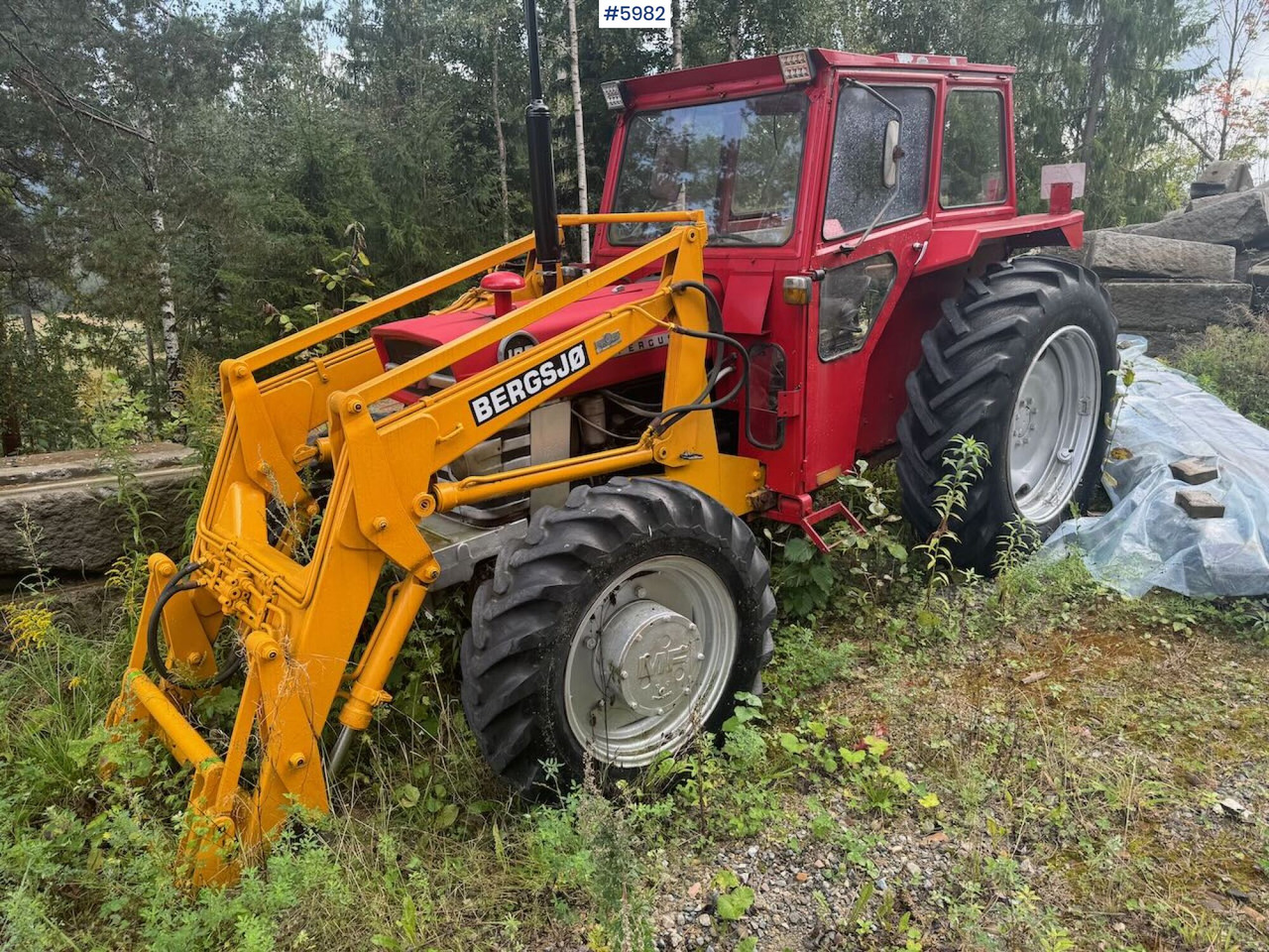1975 Massey Ferguson 168 4x4 w/ loader - Traktor: foto 1 1975 Massey Ferguson 168 4x4 w/ loader - Traktor: foto 1