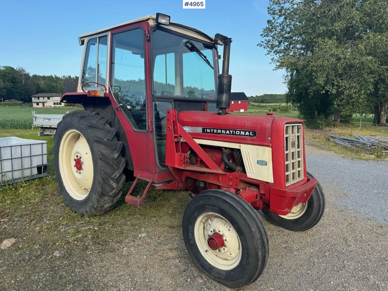 1977 International 454 4x2. Rep object. - Traktor: foto 3 1977 International 454 4x2. Rep object. - Traktor: foto 3