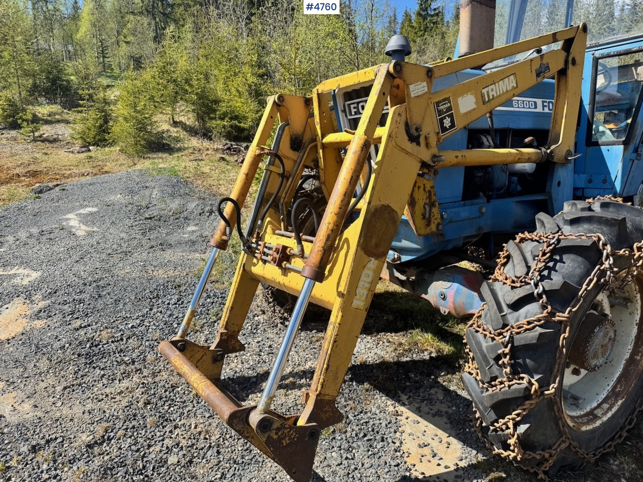 Traktor 1978 Ford 6600 4x4 w/ Front Loader, Bucket, Twin Wheels and Winch.: foto 11 Traktor 1978 Ford 6600 4x4 w/ Front Loader, Bucket, Twin Wheels and Winch.: foto 11