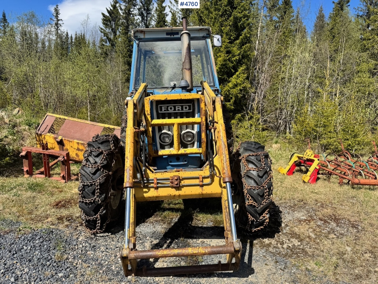 Traktor 1978 Ford 6600 4x4 w/ Front Loader, Bucket, Twin Wheels and Winch.: foto 10 Traktor 1978 Ford 6600 4x4 w/ Front Loader, Bucket, Twin Wheels and Winch.: foto 10