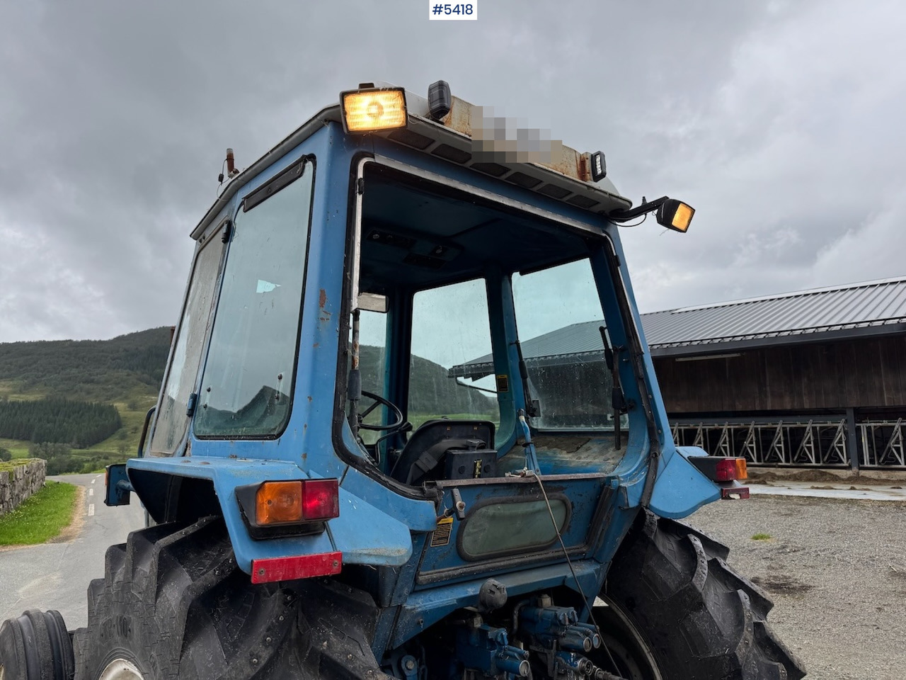 1982 Ford 7610 w/ front loader. - Traktor: foto 4 1982 Ford 7610 w/ front loader. - Traktor: foto 4