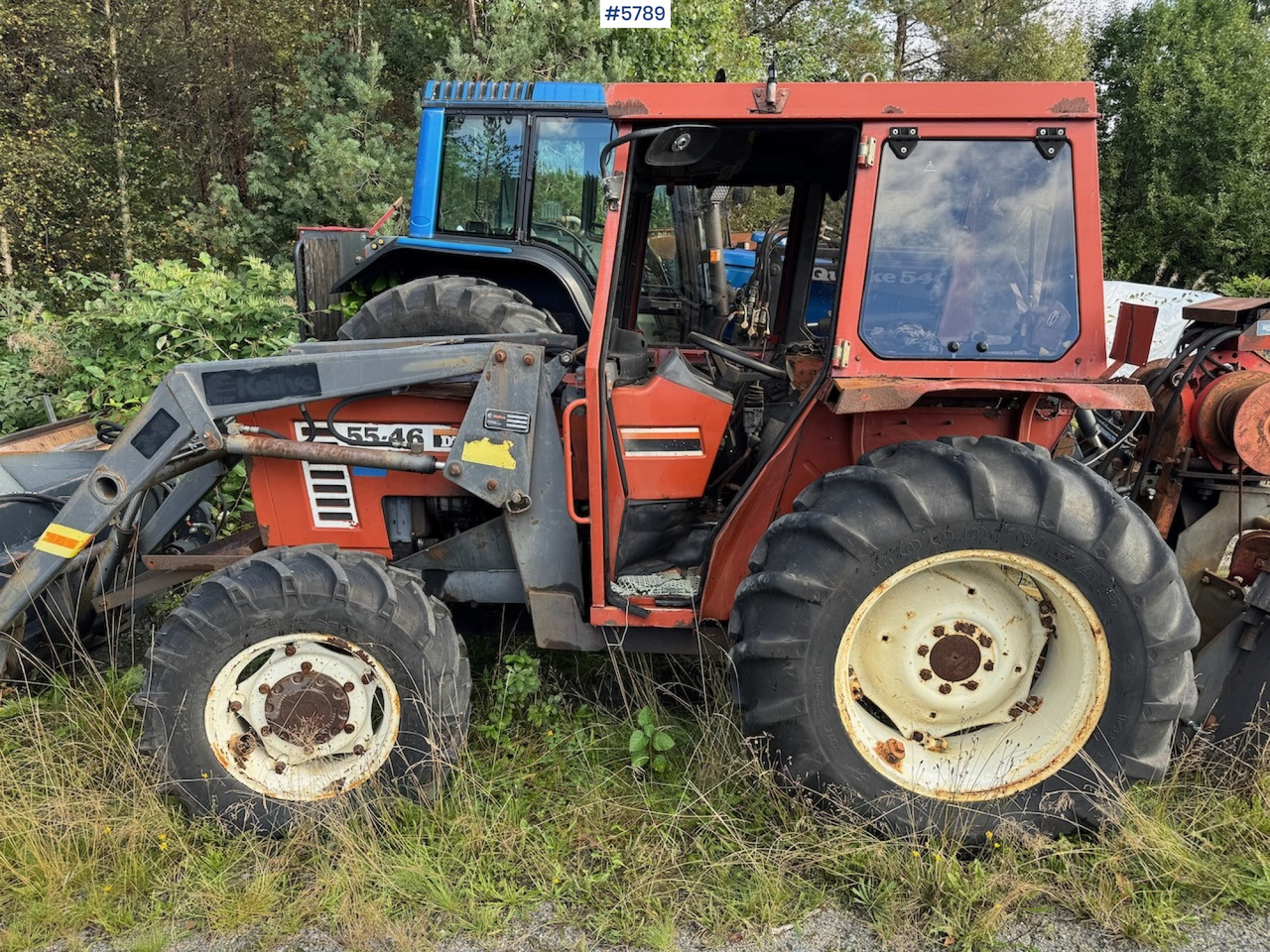 1986 Fiat 55-46 DT w/ front loader. - Traktor: foto 1 1986 Fiat 55-46 DT w/ front loader. - Traktor: foto 1