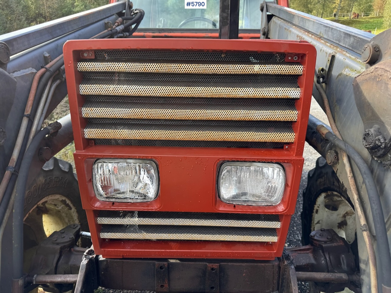 1986 Fiat 70-90 DT w/ front loader. - Traktor: foto 4 1986 Fiat 70-90 DT w/ front loader. - Traktor: foto 4