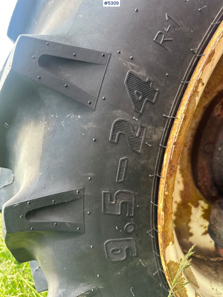 Lizingu i  1989 Zetor 5245 tractor w/ snow blower. 1989 Zetor 5245 tractor w/ snow blower.: foto 12