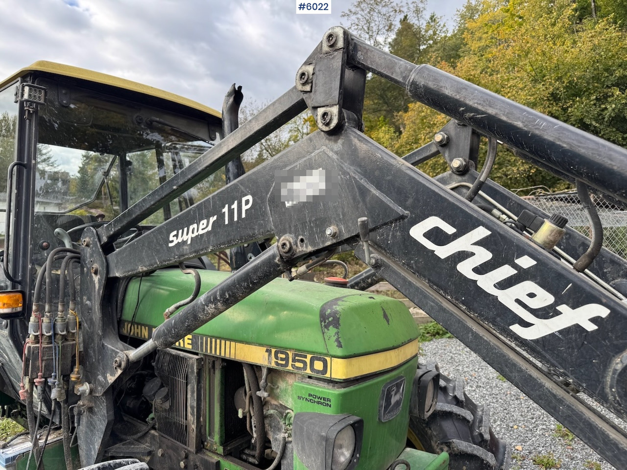1990 John Deere 1950 Power Synchron w/ front loader. - Traktor: foto 5 1990 John Deere 1950 Power Synchron w/ front loader. - Traktor: foto 5