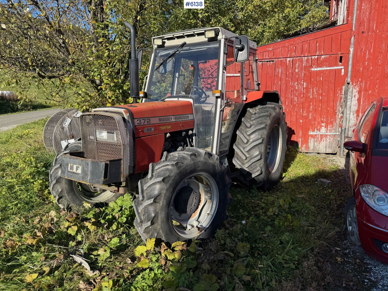 1992 Massey Ferguson 372 - Traktor: foto 1 1992 Massey Ferguson 372 - Traktor: foto 1