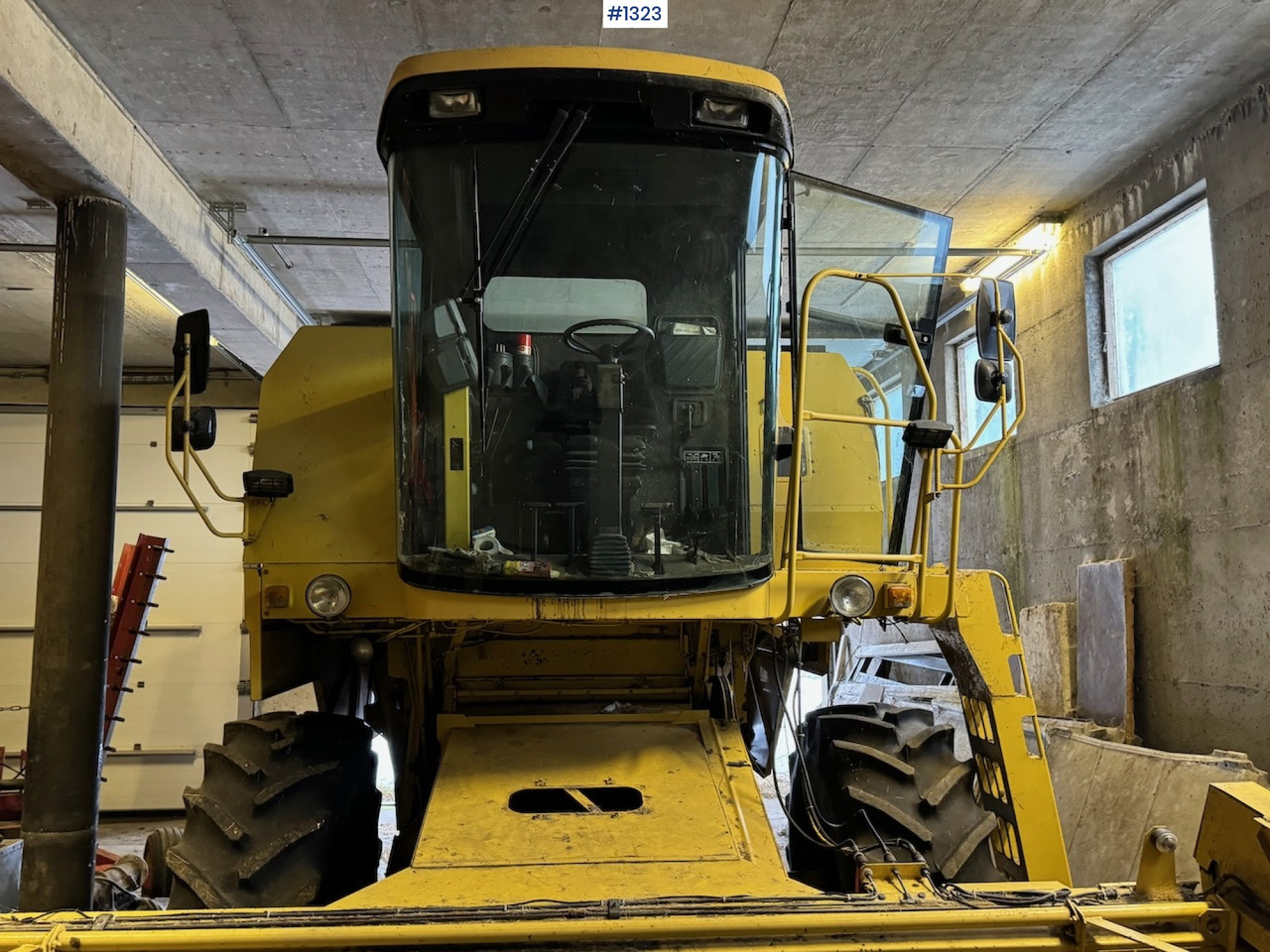 1992 New Holland TC52 Combine - Autokombajnë: foto 4 1992 New Holland TC52 Combine - Autokombajnë: foto 4