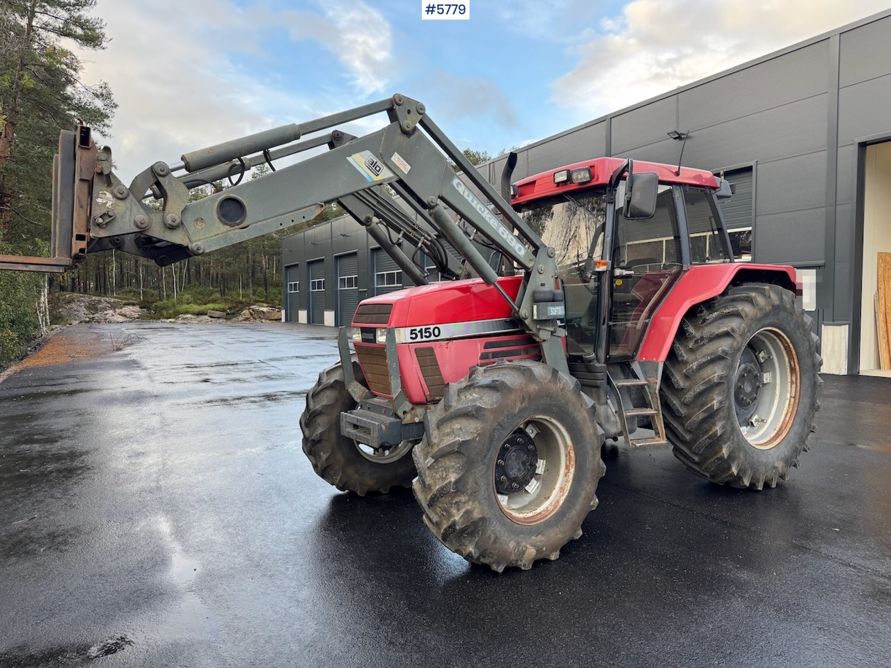 1995 Case IH 5150 Maxxum w/ front loader. - Traktor: foto 1 1995 Case IH 5150 Maxxum w/ front loader. - Traktor: foto 1