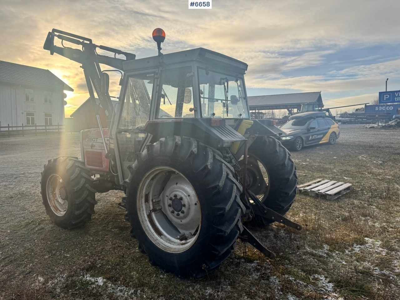 1995 Massey Ferguson 390T w/ Front Loader. - Traktor: foto 4 1995 Massey Ferguson 390T w/ Front Loader. - Traktor: foto 4