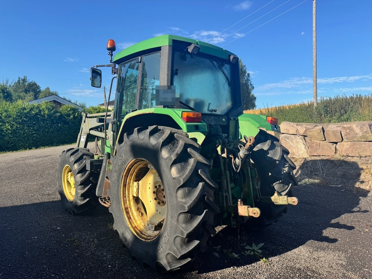 1999 John Deere 6310 w/ Front Loader. - Traktor: foto 4 1999 John Deere 6310 w/ Front Loader. - Traktor: foto 4
