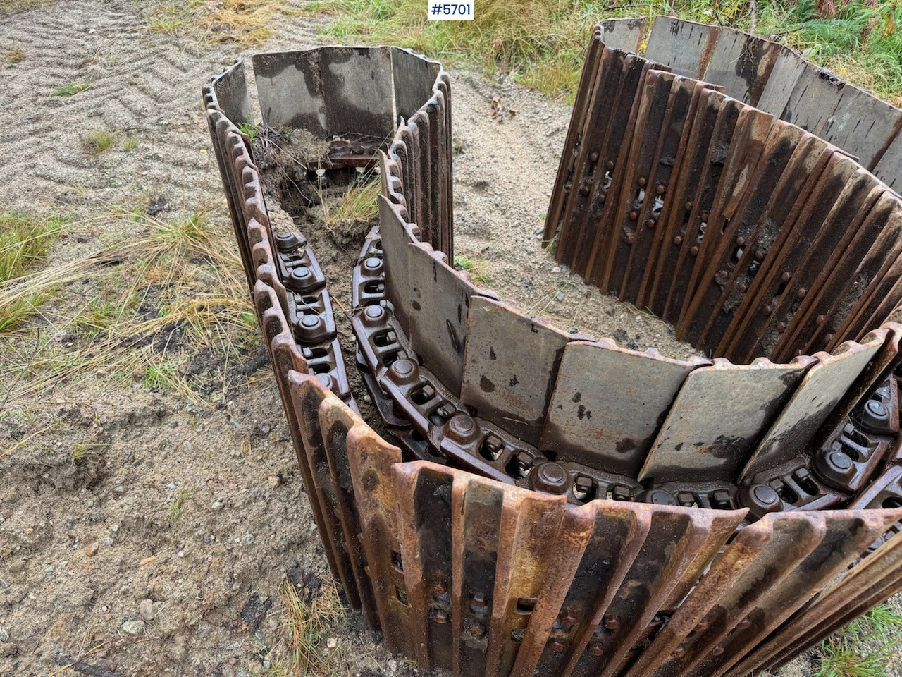2 Excavator belts - Zinxhirët për Ekskavator: foto 2 2 Excavator belts - Zinxhirët për Ekskavator: foto 2