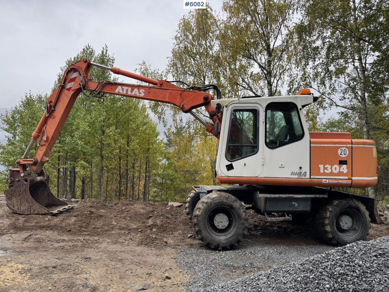 2002 Atlas 1304 w/ 1 backhoe bucket Low Hours! - Ekskavator: foto 1 2002 Atlas 1304 w/ 1 backhoe bucket Low Hours! - Ekskavator: foto 1