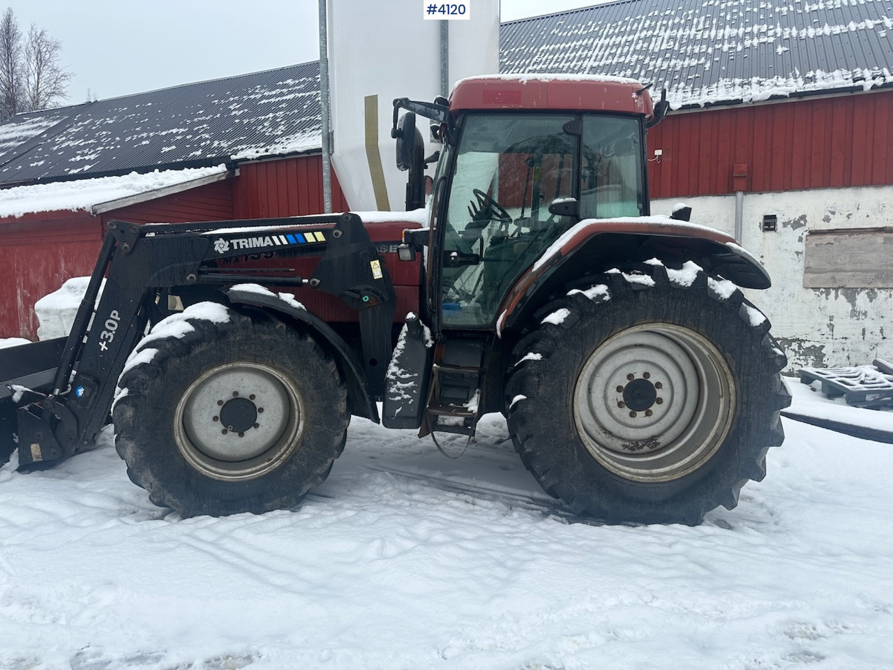 2002 CASE MX 135 MAXXUM 4x4 tractor with front loader. - Traktor: foto 2 2002 CASE MX 135 MAXXUM 4x4 tractor with front loader. - Traktor: foto 2