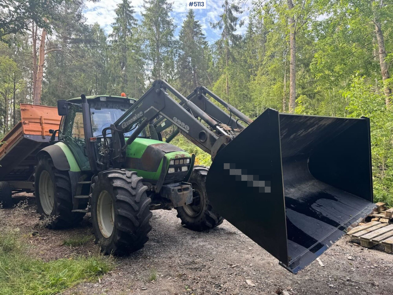 2004 Deutz-Fahr Agrotron TTV 1130 w/ front loader - Traktor: foto 2 2004 Deutz-Fahr Agrotron TTV 1130 w/ front loader - Traktor: foto 2