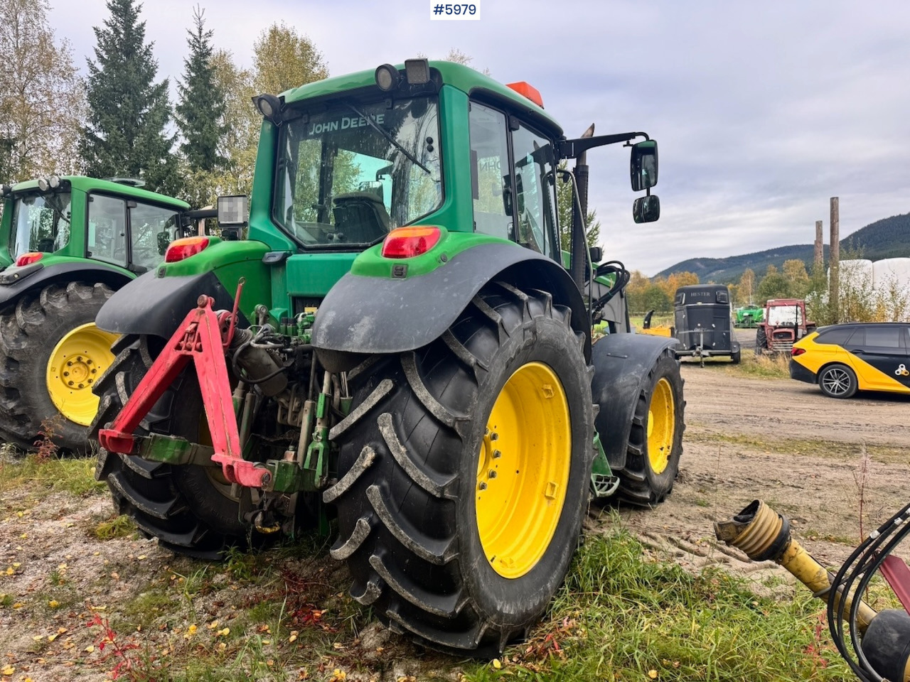 2005 John Deere 6420 with Front Loader - Traktor: foto 4 2005 John Deere 6420 with Front Loader - Traktor: foto 4