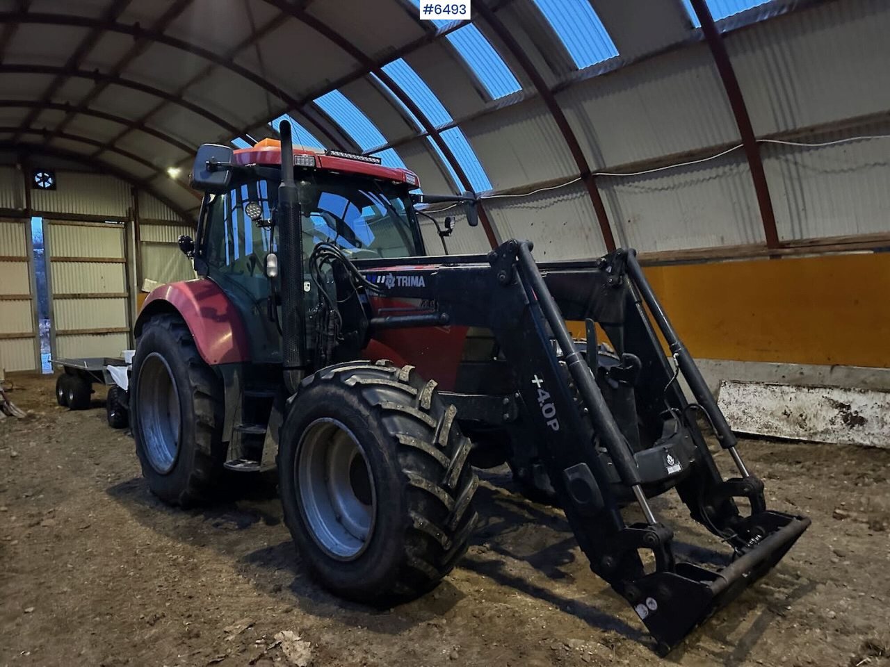 2007 CASE IH MXU 135 Pro 4x4 tractor w/ front loader. - Traktor: foto 5 2007 CASE IH MXU 135 Pro 4x4 tractor w/ front loader. - Traktor: foto 5