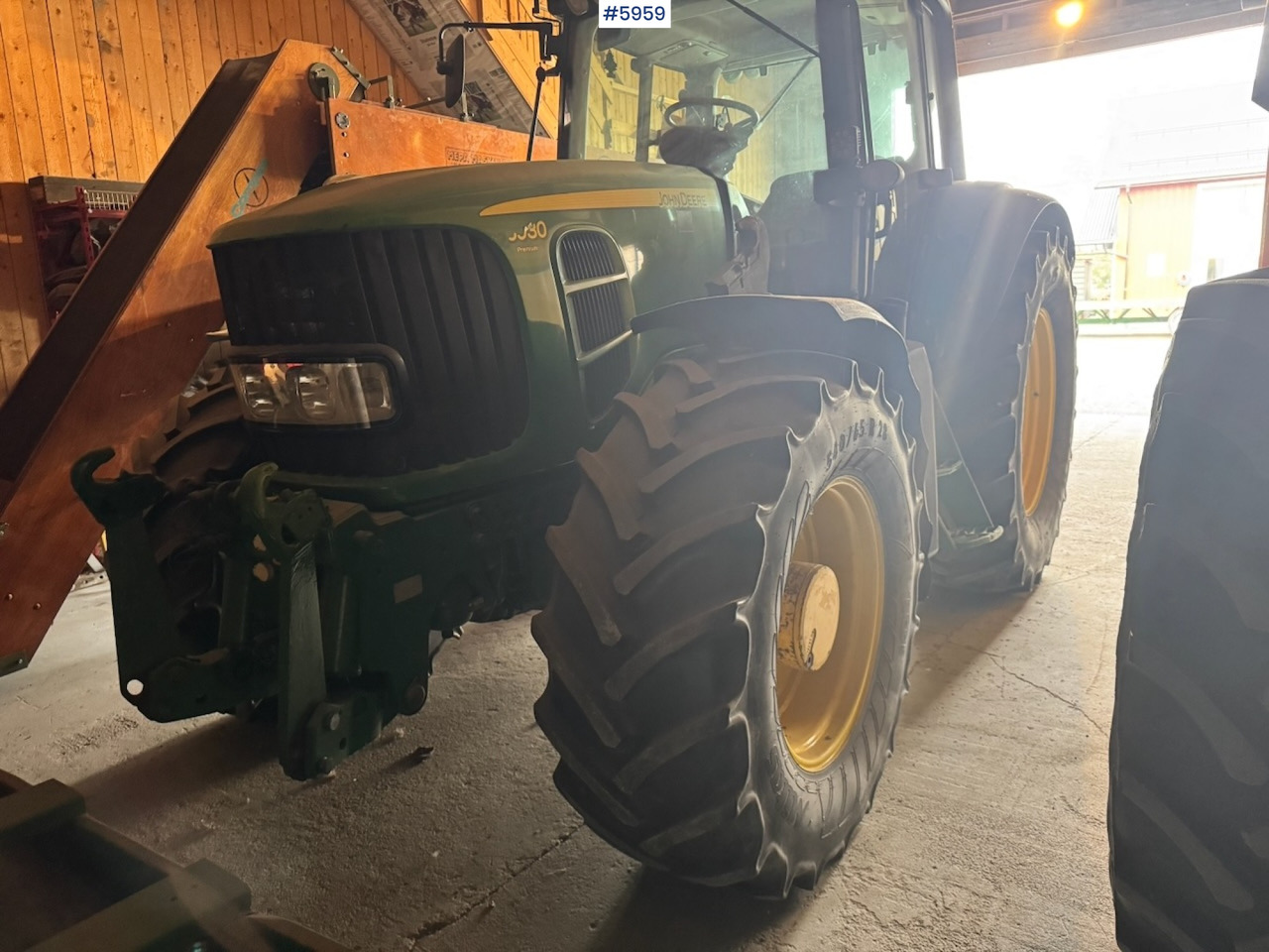 2007 John Deere 6930 w/ Front loader, hydraulics and Front PTO. Rep object. - Traktor: foto 2 2007 John Deere 6930 w/ Front loader, hydraulics and Front PTO. Rep object. - Traktor: foto 2