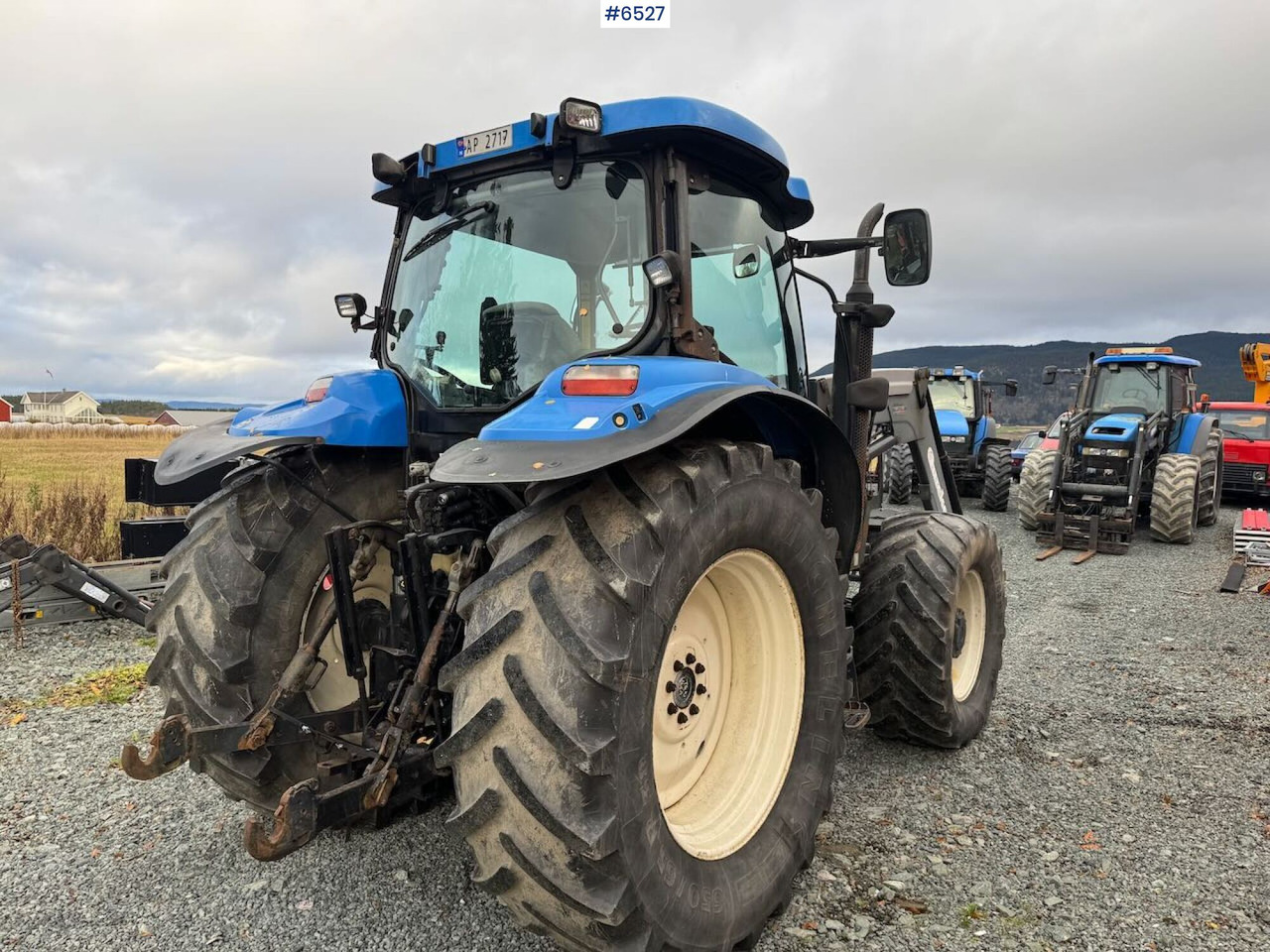 2007 NEW HOLLAND TS135A Plus w/ Quicke front loader - Traktor: foto 5 2007 NEW HOLLAND TS135A Plus w/ Quicke front loader - Traktor: foto 5