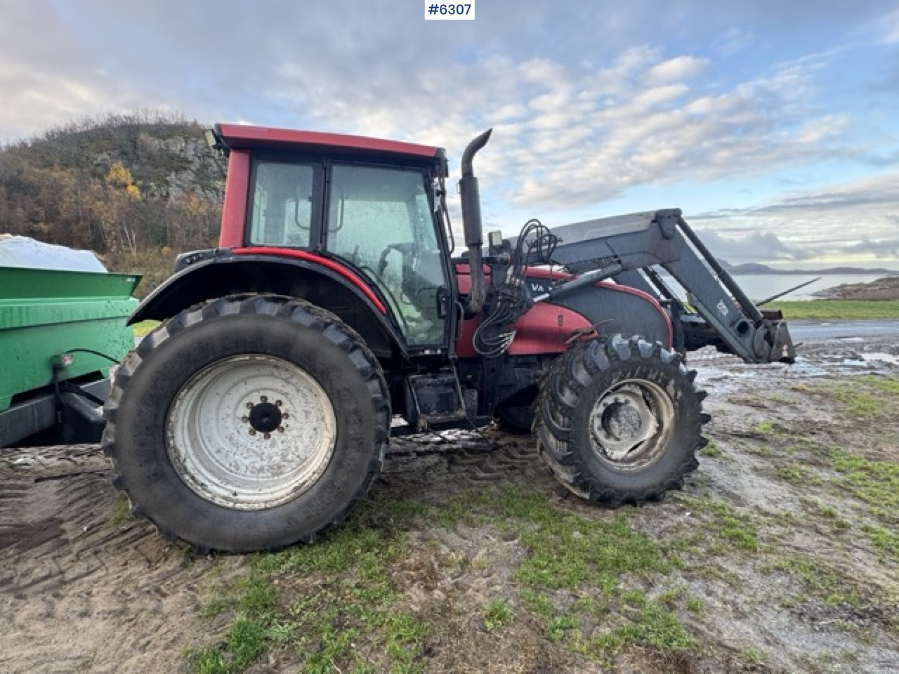 2008 Valtra T190 with front loader and 3rd function. SEE VIDEO! - Traktor: foto 5 2008 Valtra T190 with front loader and 3rd function. SEE VIDEO! - Traktor: foto 5