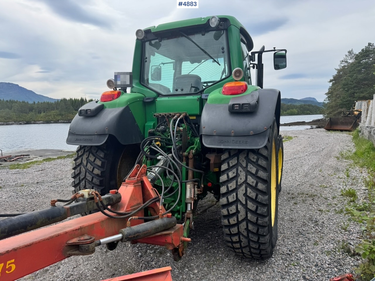 2010 John Deere 6430 w/ Front Hydraulics and Front PTO. 2910 hours! - Traktor: foto 5 2010 John Deere 6430 w/ Front Hydraulics and Front PTO. 2910 hours! - Traktor: foto 5