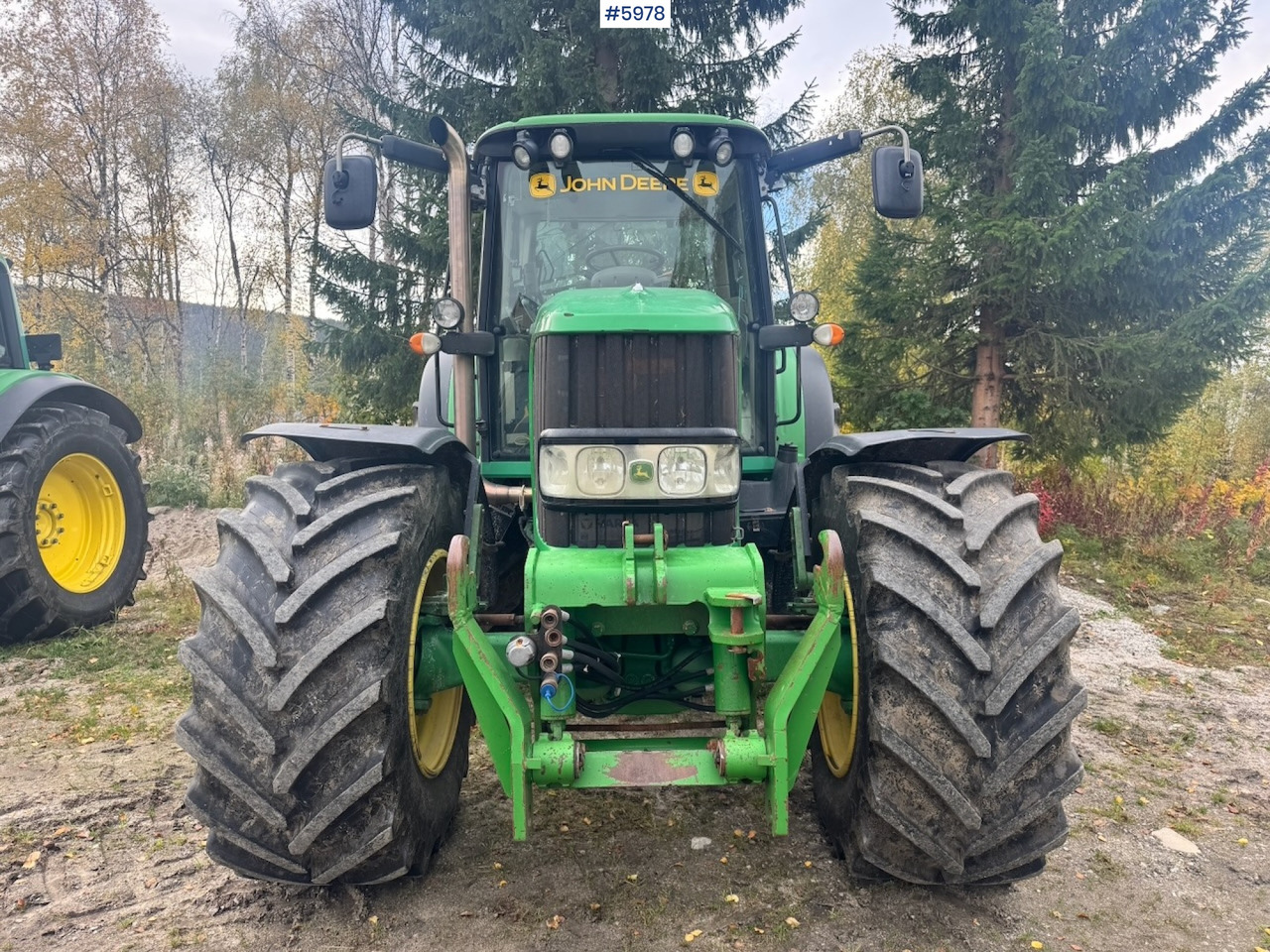 2010 John Deere 6930 with Front Hydraulic - Traktor: foto 3 2010 John Deere 6930 with Front Hydraulic - Traktor: foto 3