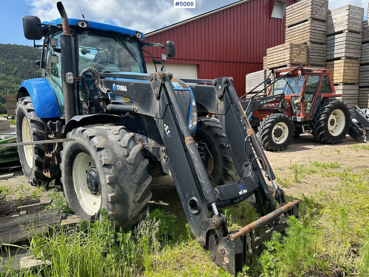 2011 New Holland T6080 w/ trima +5.1p - Traktor: foto 5 2011 New Holland T6080 w/ trima +5.1p - Traktor: foto 5