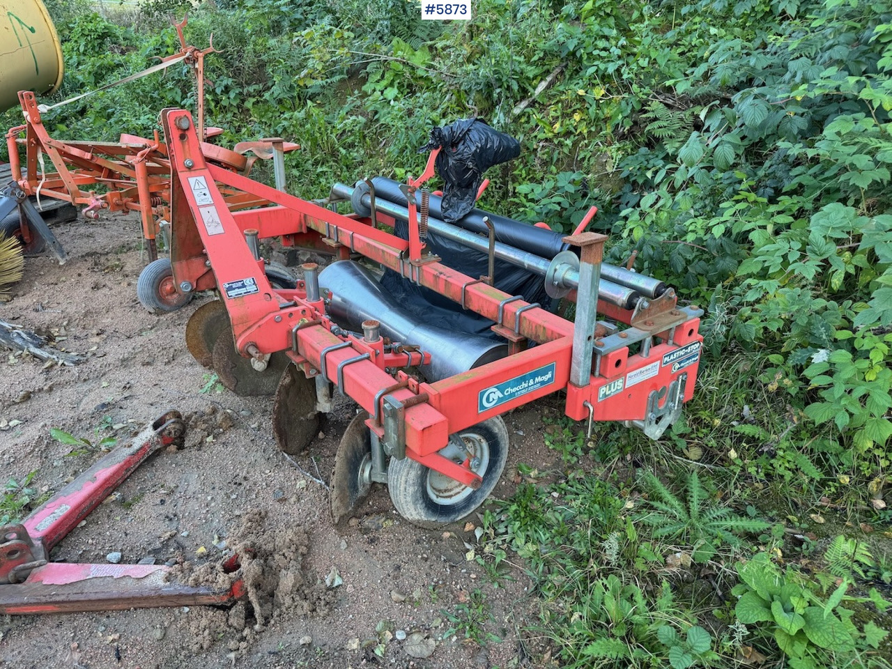 2012 Checchi and Magli PS 14 Plus Plastlayer - Pajisje për lirimin e tokës: foto 2 2012 Checchi and Magli PS 14 Plus Plastlayer - Pajisje për lirimin e tokës: foto 2