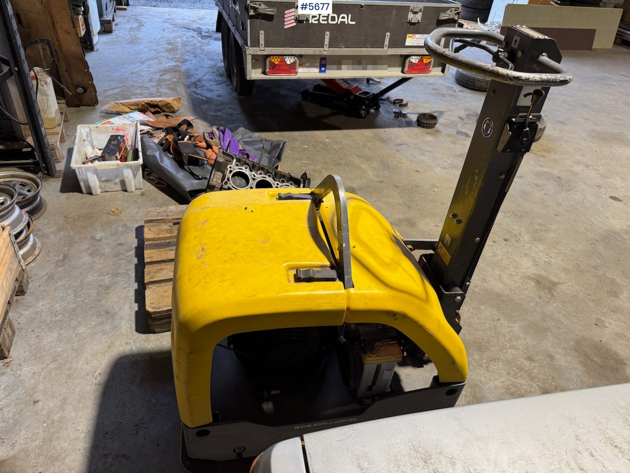 2015 Atlas Copco LG 400 Vibro Plate. - Pllakë vibratori: foto 3 2015 Atlas Copco LG 400 Vibro Plate. - Pllakë vibratori: foto 3