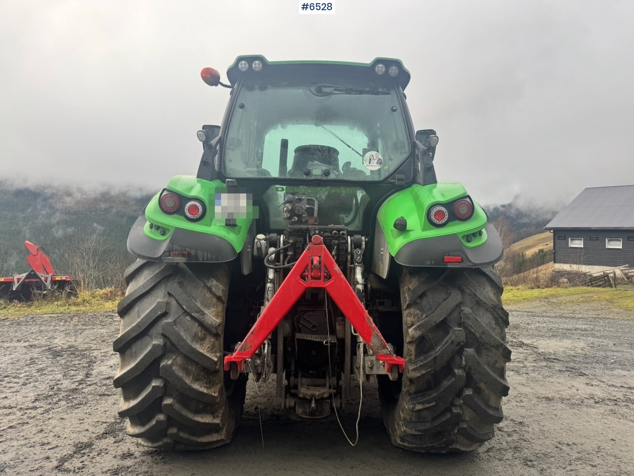 2015 Deutz-fahr 6180 Agrotron w/ Front loader and Front hydraulics. 4010 hours! - Traktor: foto 5 2015 Deutz-fahr 6180 Agrotron w/ Front loader and Front hydraulics. 4010 hours! - Traktor: foto 5