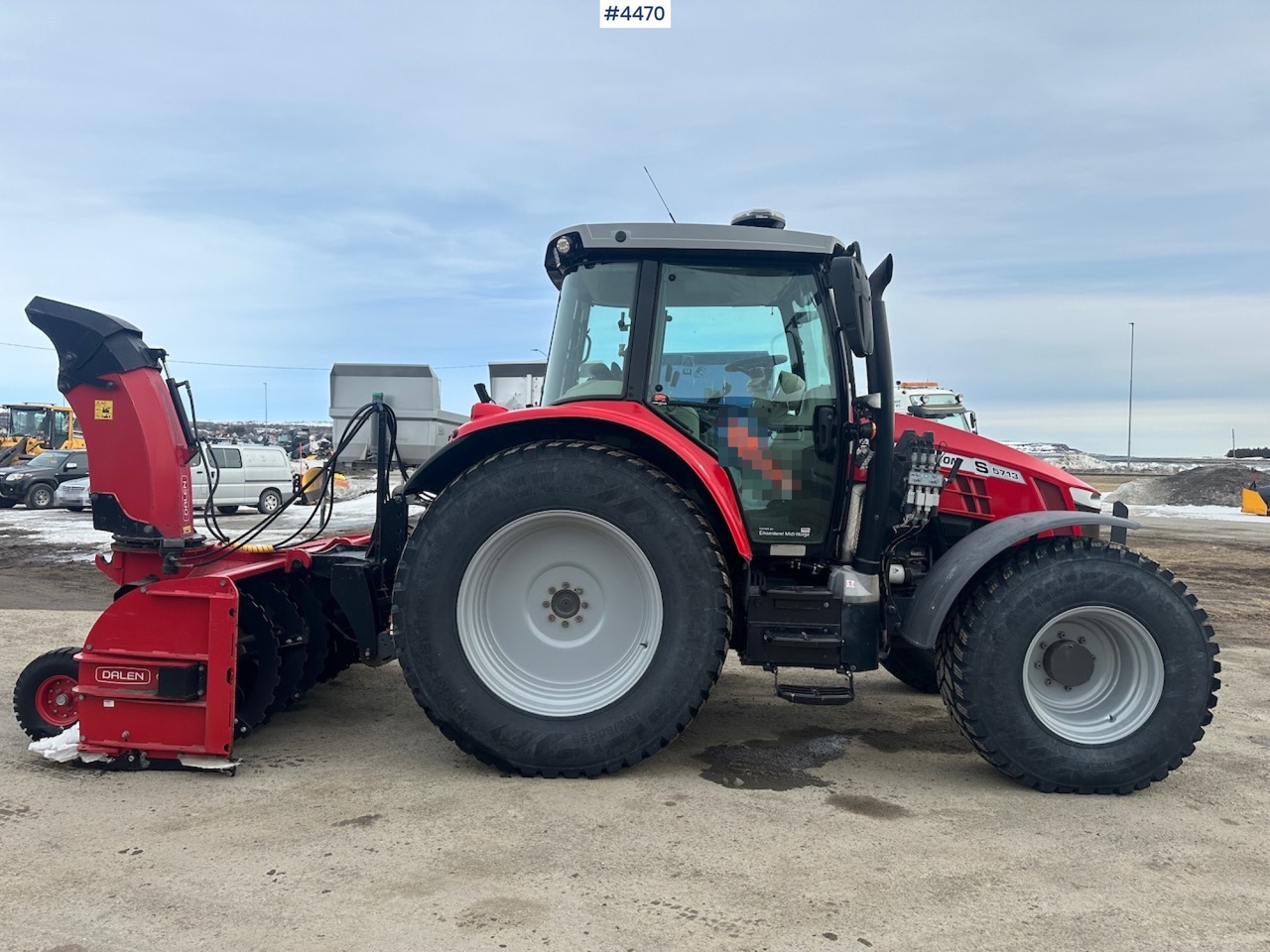 2018 Massey Ferguson MF5713 S w/ 2020 Dalen snow blower - Traktor: foto 1 2018 Massey Ferguson MF5713 S w/ 2020 Dalen snow blower - Traktor: foto 1