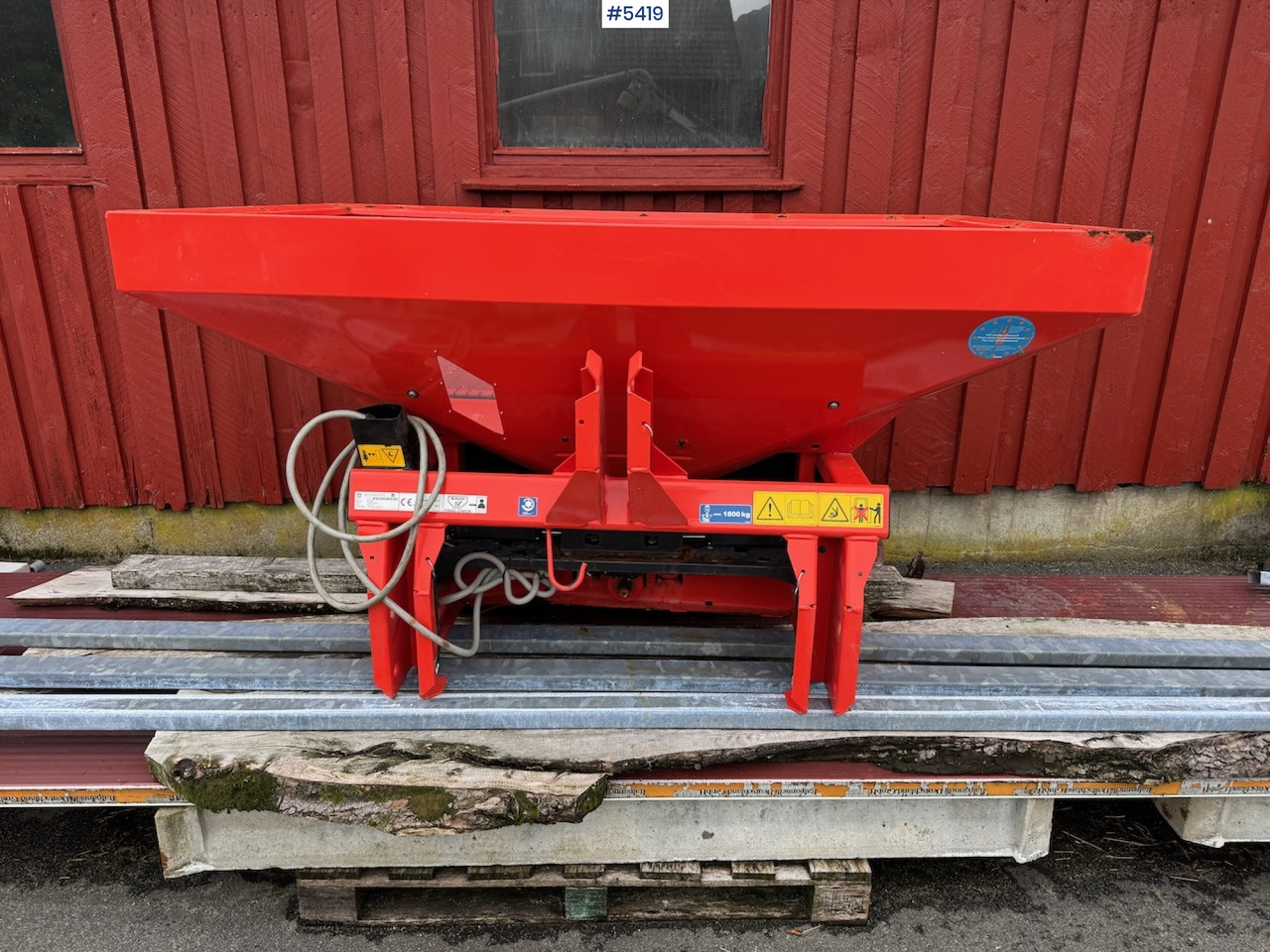 2019 Rauch MDS 19.1 Q fertilizer spreader. - Shpërndarës plehu kimik: foto 1 2019 Rauch MDS 19.1 Q fertilizer spreader. - Shpërndarës plehu kimik: foto 1