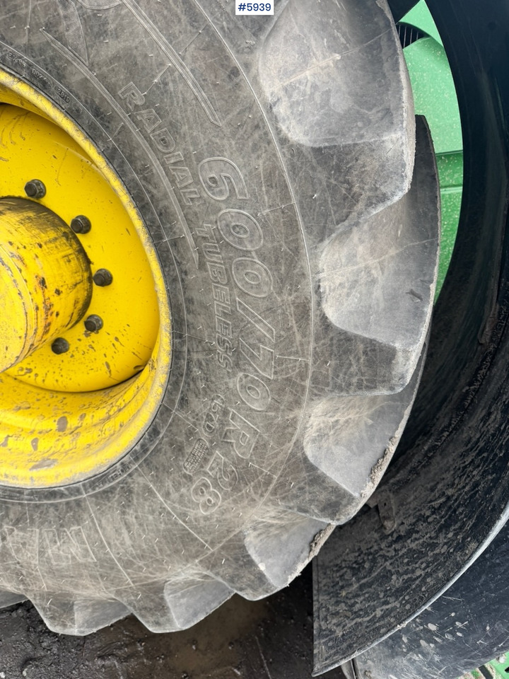 Traktor 2020 John Deere 6215R w/ Front PTO and hydraulics. 2 sets of tires.: foto 13 Traktor 2020 John Deere 6215R w/ Front PTO and hydraulics. 2 sets of tires.: foto 13