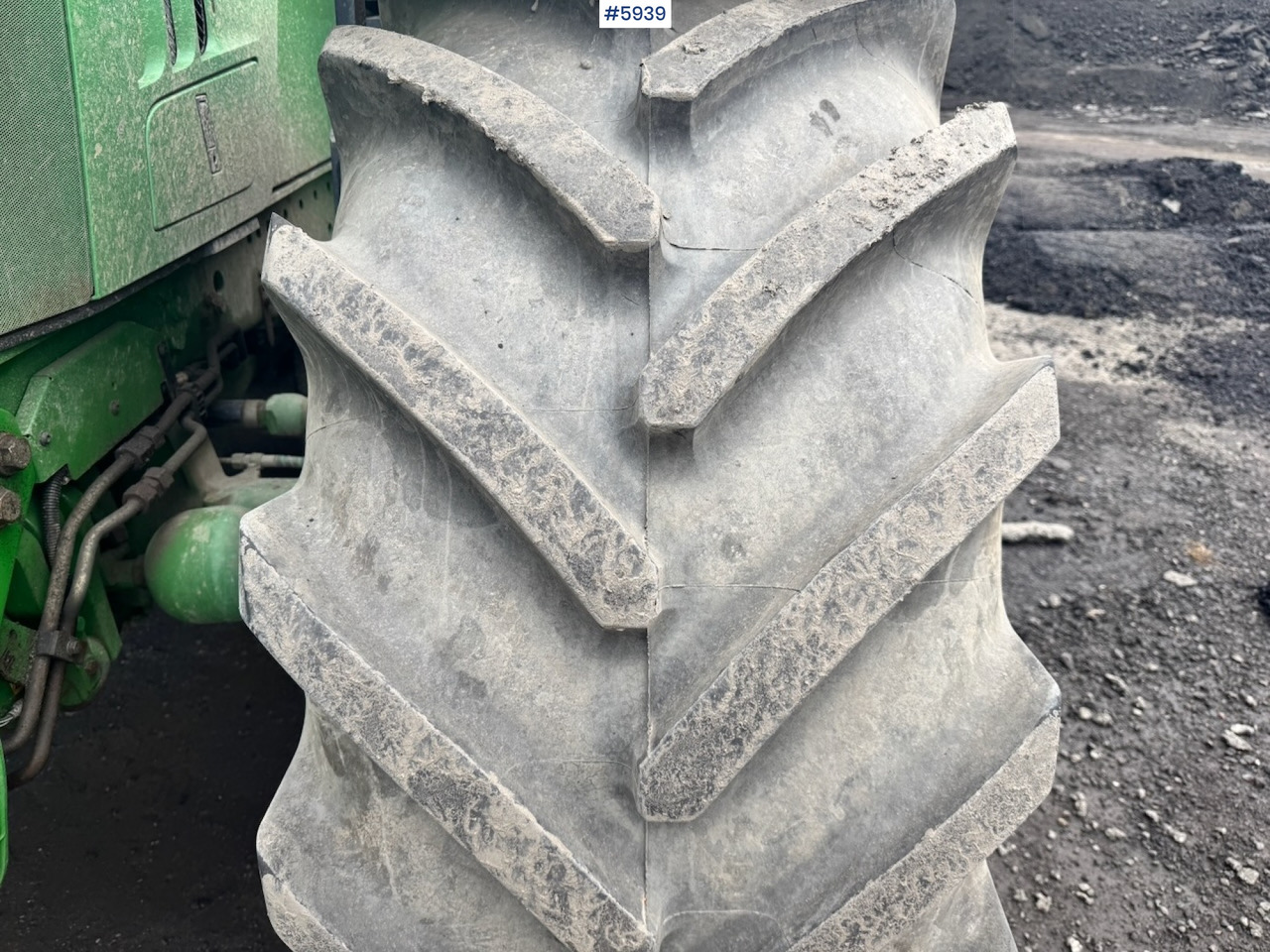 Traktor 2020 John Deere 6215R w/ Front PTO and hydraulics. 2 sets of tires.: foto 12 Traktor 2020 John Deere 6215R w/ Front PTO and hydraulics. 2 sets of tires.: foto 12