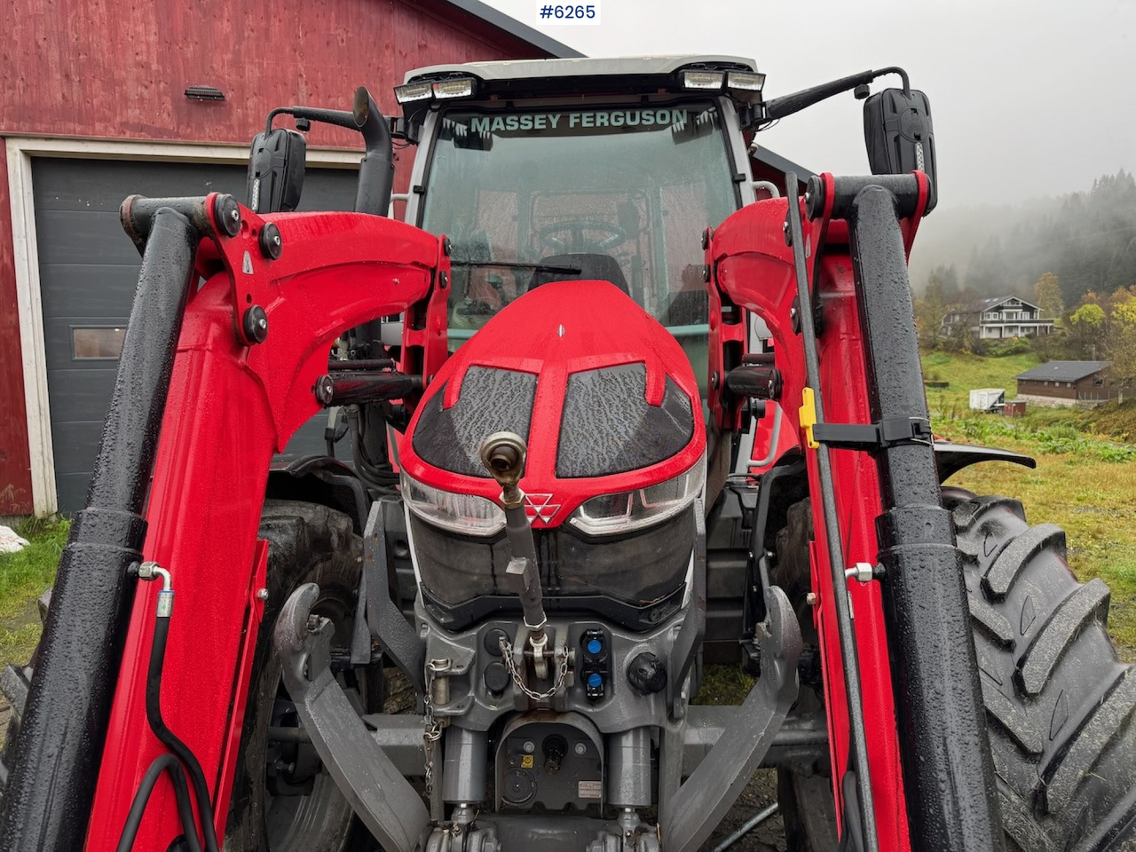 2021 Massey Ferguson 5S 145 Exclusive Dyna 6 w/ front loader, front hydraulics and front PTO. - Traktor: foto 5 2021 Massey Ferguson 5S 145 Exclusive Dyna 6 w/ front loader, front hydraulics and front PTO. - Traktor: foto 5