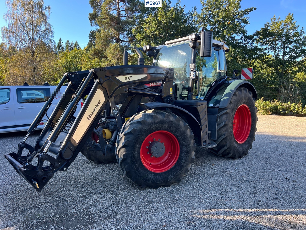 2023 Fendt 724 Vario profi + w/ Front loader and fully equipped - Traktor: foto 5 2023 Fendt 724 Vario profi + w/ Front loader and fully equipped - Traktor: foto 5