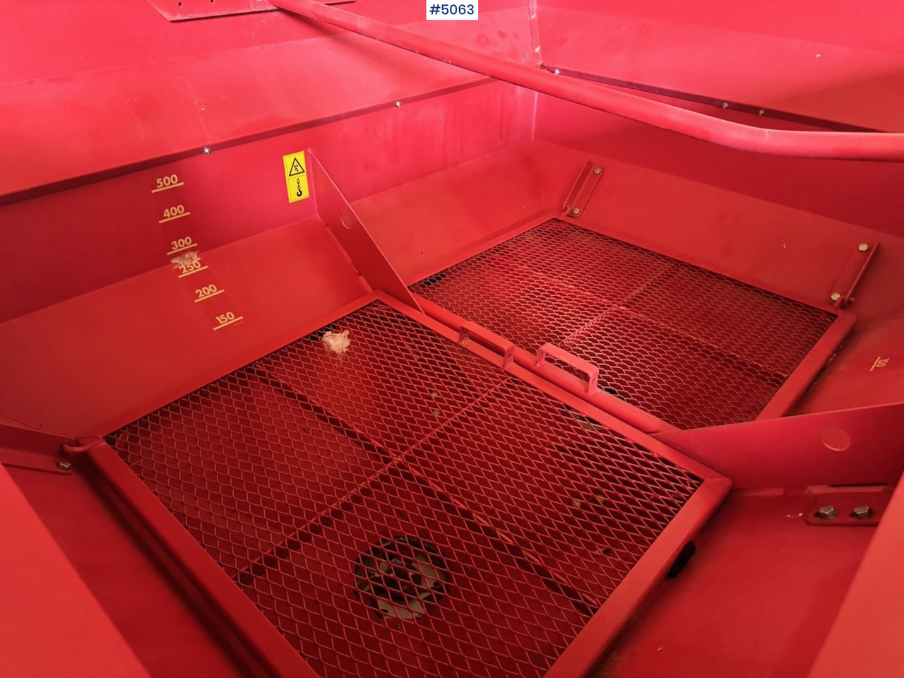 Kverneland Accord Fertilizer spreader - Shpërndarës plehu kimik: foto 5 Kverneland Accord Fertilizer spreader - Shpërndarës plehu kimik: foto 5